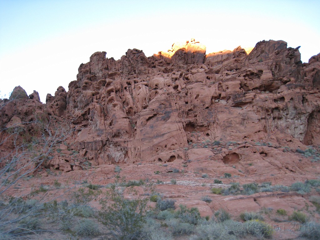 Las Vegas 2010 - Valley of Fire 1081.JPG - The 2010 Las Vegas Fire - Ice and Sweat Tour. Half Marathon, Red Rock Canyon, Mt. Charleston, Casinos, Valley of Fire.... and buffets!